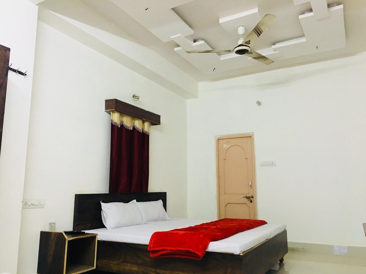 Hotel Santosh Guest House Jodhpur  Buitenkant foto