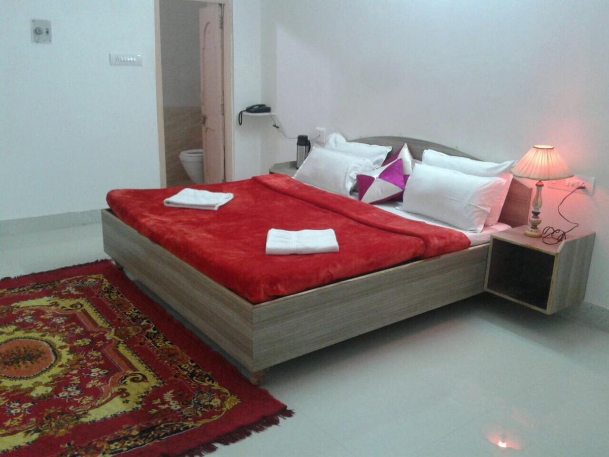Hotel Santosh Guest House Jodhpur  Buitenkant foto