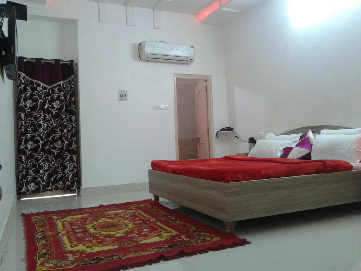 Hotel Santosh Guest House Jodhpur  Buitenkant foto