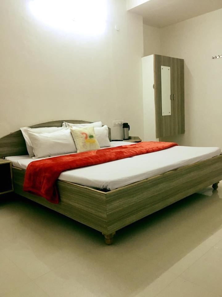 Hotel Santosh Guest House Jodhpur  Buitenkant foto