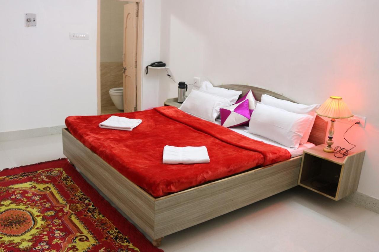 Hotel Santosh Guest House Jodhpur  Buitenkant foto