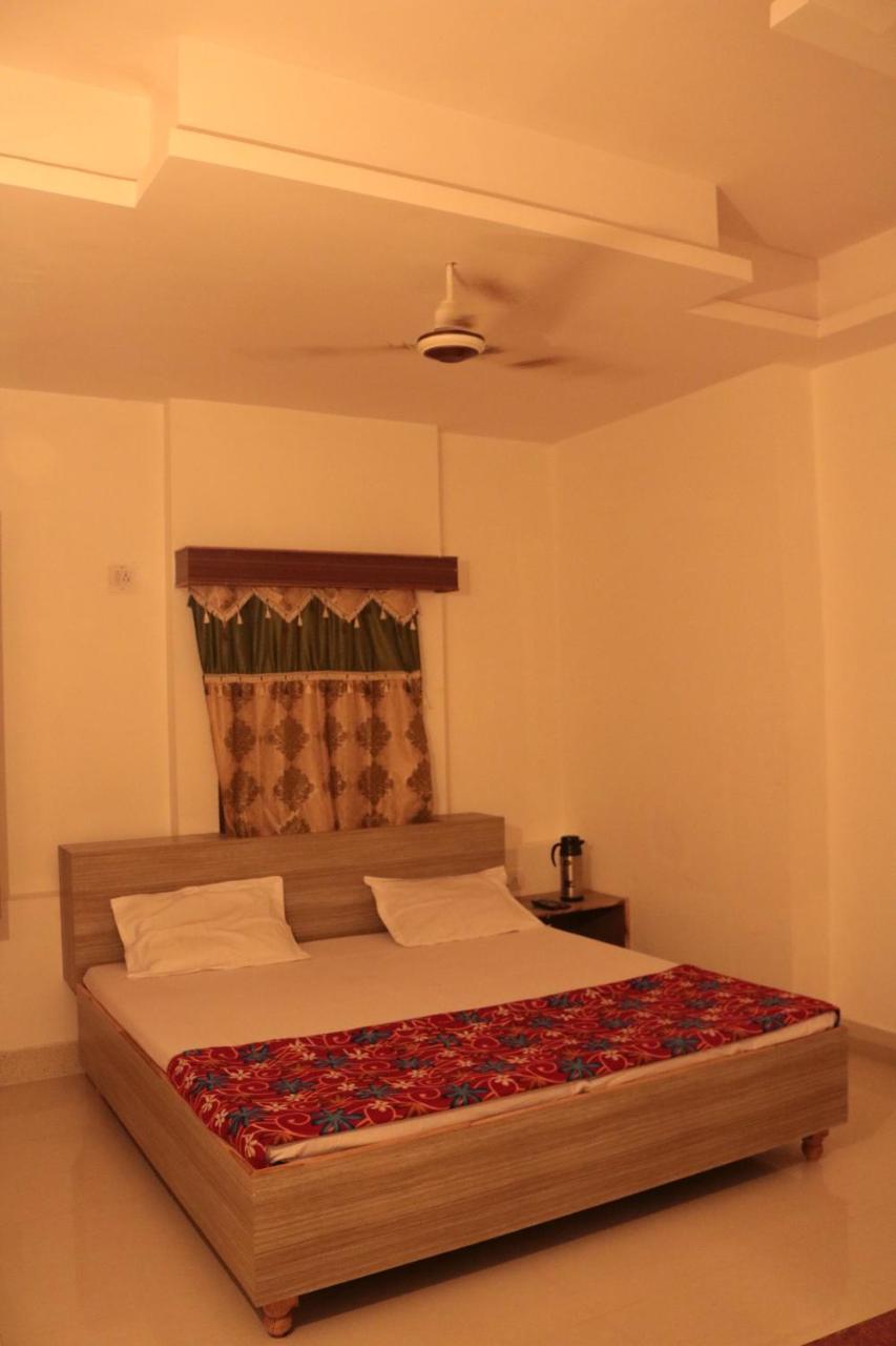Hotel Santosh Guest House Jodhpur  Buitenkant foto